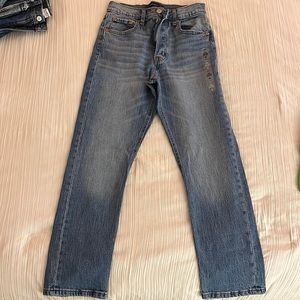 Aeropostale 90’s super high rise straight jeans size 4 medium wash